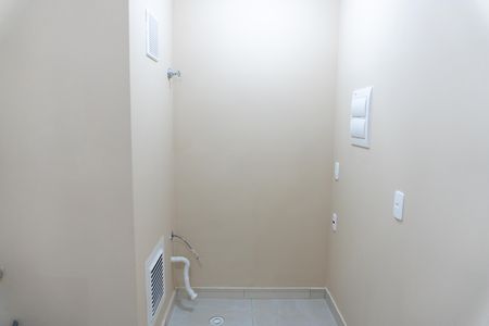Apartamento para alugar com 36m², 2 quartos e 1 vaga Apartamento para alugar com 36m², 2 quartos e 1 vagaLavanderia
