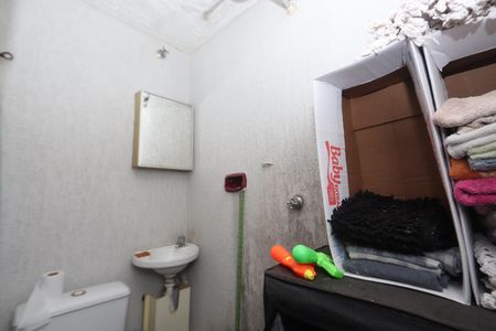 Casa à venda com 275m², 3 quartos e 2 vagasBanheiro de Serviço
