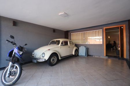 Casa à venda com 275m², 3 quartos e 2 vagasGaragem
