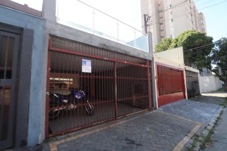 Casa à venda com 275m², 3 quartos e 2 vagasFachada