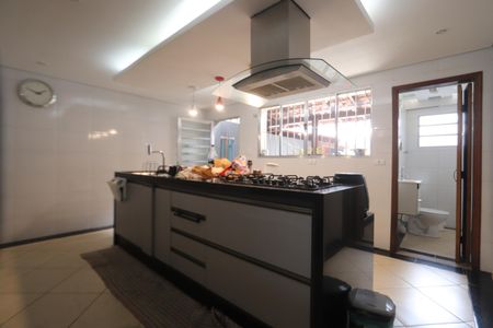 Casa à venda com 275m², 3 quartos e 2 vagasCozinha