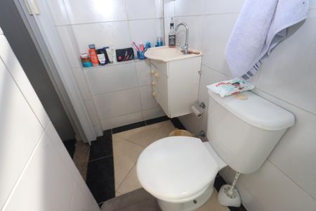 Casa à venda com 275m², 3 quartos e 2 vagasBanheiro da Suíte 1