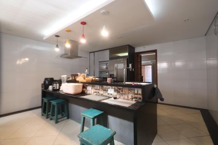 Casa à venda com 275m², 3 quartos e 2 vagasCozinha