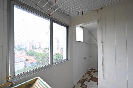 Apartamento para alugar com 98m², 3 quartos e 1 vaga Apartamento para alugar com 98m², 3 quartos e 1 vagaLavanderia