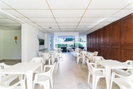 Apartamento para alugar com 98m², 3 quartos e 1 vaga Apartamento para alugar com 98m², 3 quartos e 1 vagaSalão de festas