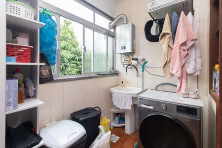 Apartamento à venda com 250m², 3 quartos e 1 vagaÁrea de Serviço