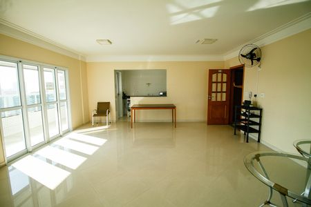 Apartamento para alugar com 80m², 2 quartos e 2 vagas