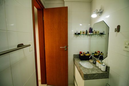 Apartamento para alugar com 80m², 2 quartos e 2 vagas