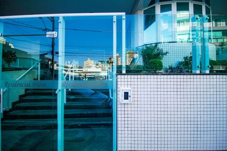 Apartamento para alugar com 80m², 2 quartos e 2 vagas