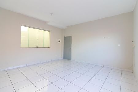 Casa para alugar com 75m², 1 quarto e sem vagaSala