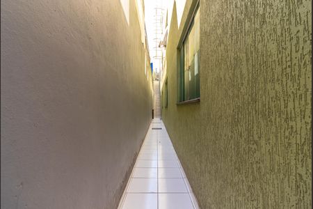 Casa para alugar com 75m², 1 quarto e sem vagaCorredor Lateral