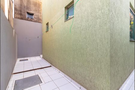 Casa para alugar com 75m², 1 quarto e sem vagaQuintal