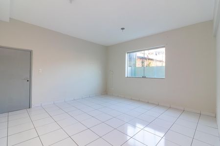 Sala de casa para alugar com 1 quarto, 75m² em Parque Peruche, São Paulo