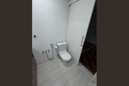 Apartamento para alugar com 154m², 4 quartos e 1 vagaBanheiro da Suíte 2