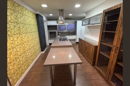 Apartamento para alugar com 154m², 4 quartos e 1 vagaCozinha
