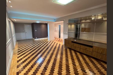 Sala de apartamento para alugar com 4 quartos, 154m² em Moinhos de Vento, Porto Alegre