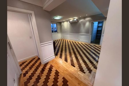 Apartamento para alugar com 154m², 4 quartos e 1 vagaSala