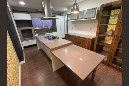 Apartamento para alugar com 154m², 4 quartos e 1 vagaCozinha