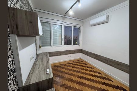 Apartamento para alugar com 154m², 4 quartos e 1 vagaQuarto