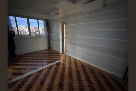 Apartamento para alugar com 154m², 4 quartos e 1 vagaSuíte
