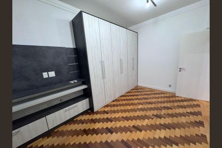 Apartamento para alugar com 154m², 4 quartos e 1 vagaSuíte
