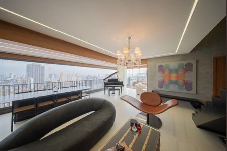 Apartamento à venda com 240m², 3 quartos e 4 vagasFoto 03