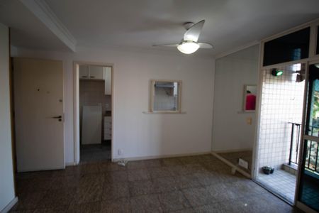 Apartamento para alugar com 3 quartos, 140m² em Icaraí, Niterói