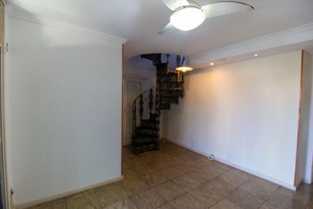 Apartamento para alugar com 3 quartos, 140m² em Icaraí, Niterói