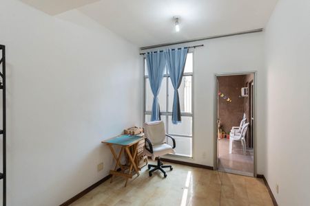 Apartamento para alugar com 70m², 2 quartos e 1 vagaSala
