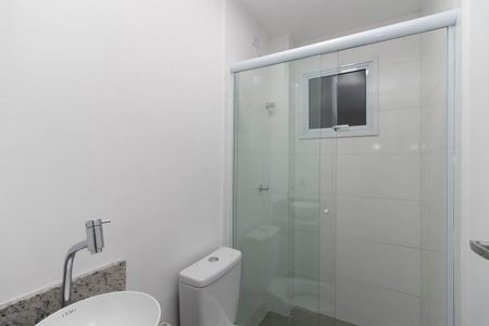 Banheiro de apartamento para alugar com 2 quartos, 38m² em Jardim Brasil (zona Norte), São Paulo