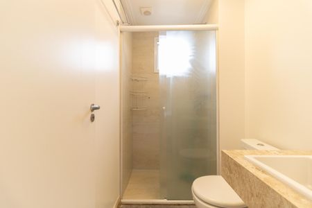 Apartamento à venda com 74m², 2 quartos e 1 vagaBanheiro da Suíte 