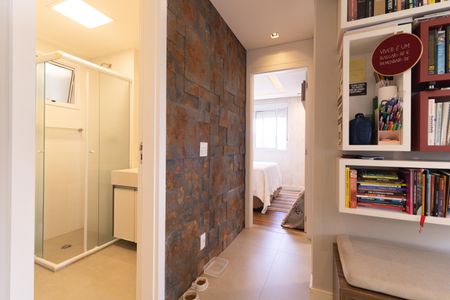 Apartamento à venda com 74m², 2 quartos e 1 vagaCorredor