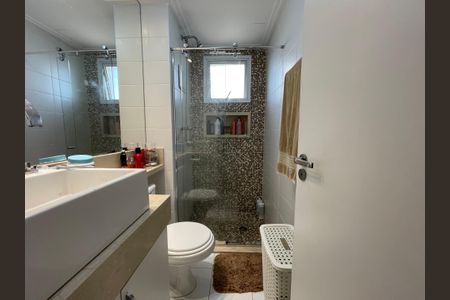 Apartamento à venda com 109m², 2 quartos e 2 vagasBanheiro da Suíte 2