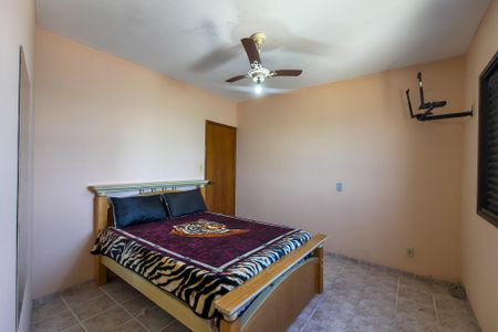 Apartamento para alugar com 82m², 2 quartos e 1 vagaQuarto 1