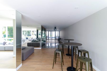 Apartamento à venda com 83m², 2 quartos e 2 vagasÁrea comum - Salão de festas