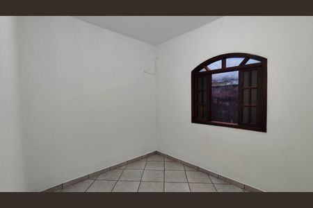 Casa para alugar com 100m², 1 quarto e 2 vagasQuarto