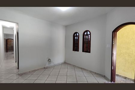 Casa para alugar com 100m², 1 quarto e 2 vagasSala de estar