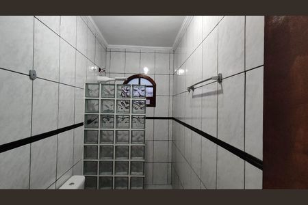 Casa para alugar com 100m², 1 quarto e 2 vagasBanheiro