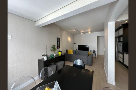 Apartamento para alugar com 65m², 2 quartos e 1 vagaSala