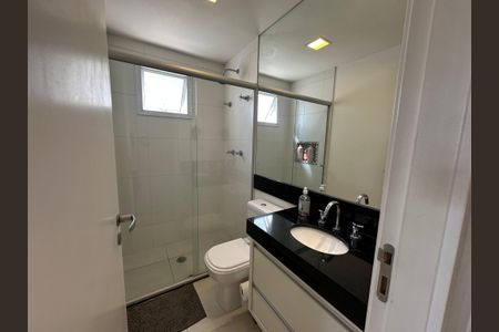 Apartamento para alugar com 65m², 2 quartos e 1 vagaBanheiro da Suíte