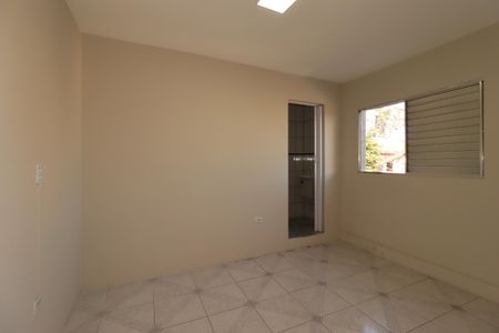 Casa para alugar com 120m², 1 quarto e sem vagaSuíte