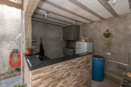 Casa para alugar com 190m², 5 quartos e 3 vagas Churrasqueira