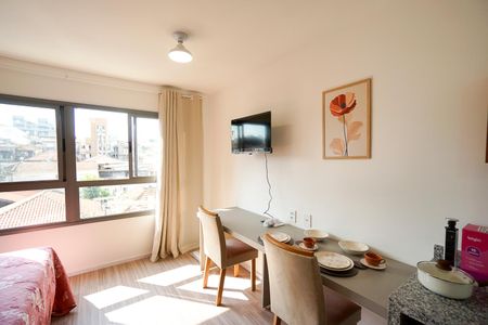 Quarto  de kitnet/studio para alugar com 1 quarto, 25m² em Penha de França, São Paulo