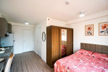 Quarto e cozinha de kitnet/studio para alugar com 1 quarto, 25m² em Penha de França, São Paulo