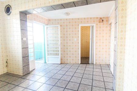 Casa à venda com 218m², 3 quartos e 5 vagas Casa à venda com 218m², 3 quartos e 5 vagasCozinha