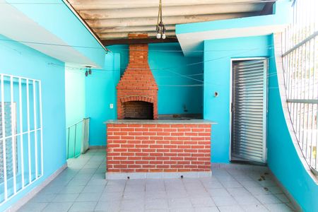 Casa à venda com 218m², 3 quartos e 5 vagas Casa à venda com 218m², 3 quartos e 5 vagasÁrea gourmet