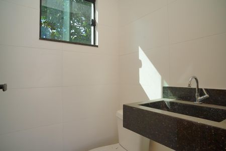 Casa para alugar com 110m², 3 quartos e 4 vagasBanheiro de serviço