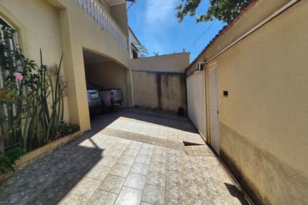 Casa à venda com 242m², 3 quartos e 4 vagasFrente do Imóvel 