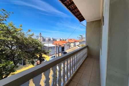 Casa à venda com 242m², 3 quartos e 4 vagasVaranda do Escritório 