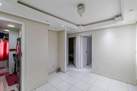 Sala de apartamento para alugar com 2 quartos, 45m² em Conjunto Habitacional Castro Alves, São Paulo